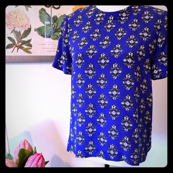 Madewell Tops - XS 100% silk blouse from Madewell